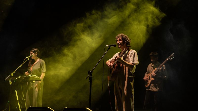 Adrián Berra iluminó Mendoza con su música